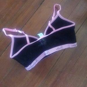 Jessica Simpson Intimates & Sleepwear - Jessica Simpson sports bra Jessica Simpson Intimates & Sleepwear - Jessica Simpson sports bra